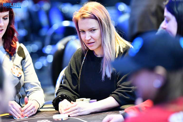 poker 888live jogadoras