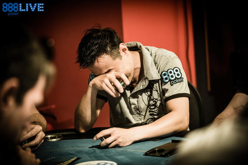 888live poker diversão stress