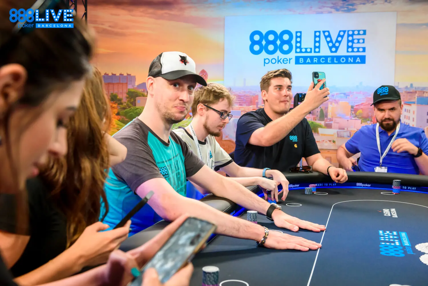 distribuições equity poker