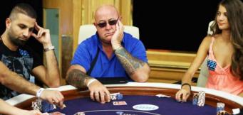Cash Games Poker ou Torneios Poker