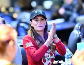 mulheres poker tomas stacha 888live