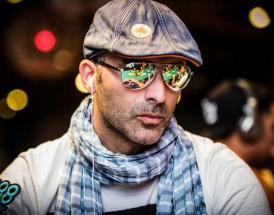 888live costa brava poker óculos de sol