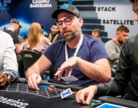 888live poker 3-bet