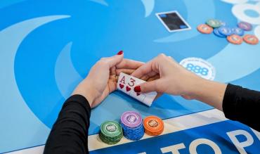 Por Que Os Combo Draws São Mais Rentáveis do Que Pensas
